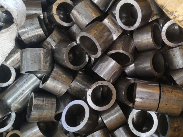 裕华无缝钢管切割